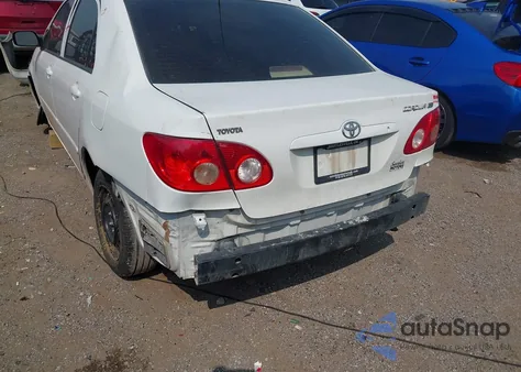 2005 Toyota Corolla Ce z USA, uszkodzony, nr VIN 1NXBR32E15Z465391